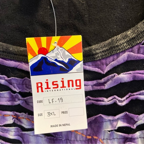 Rising International Size 3XL Black and Floral Design Tank Top NWT - Picture 3 of 9